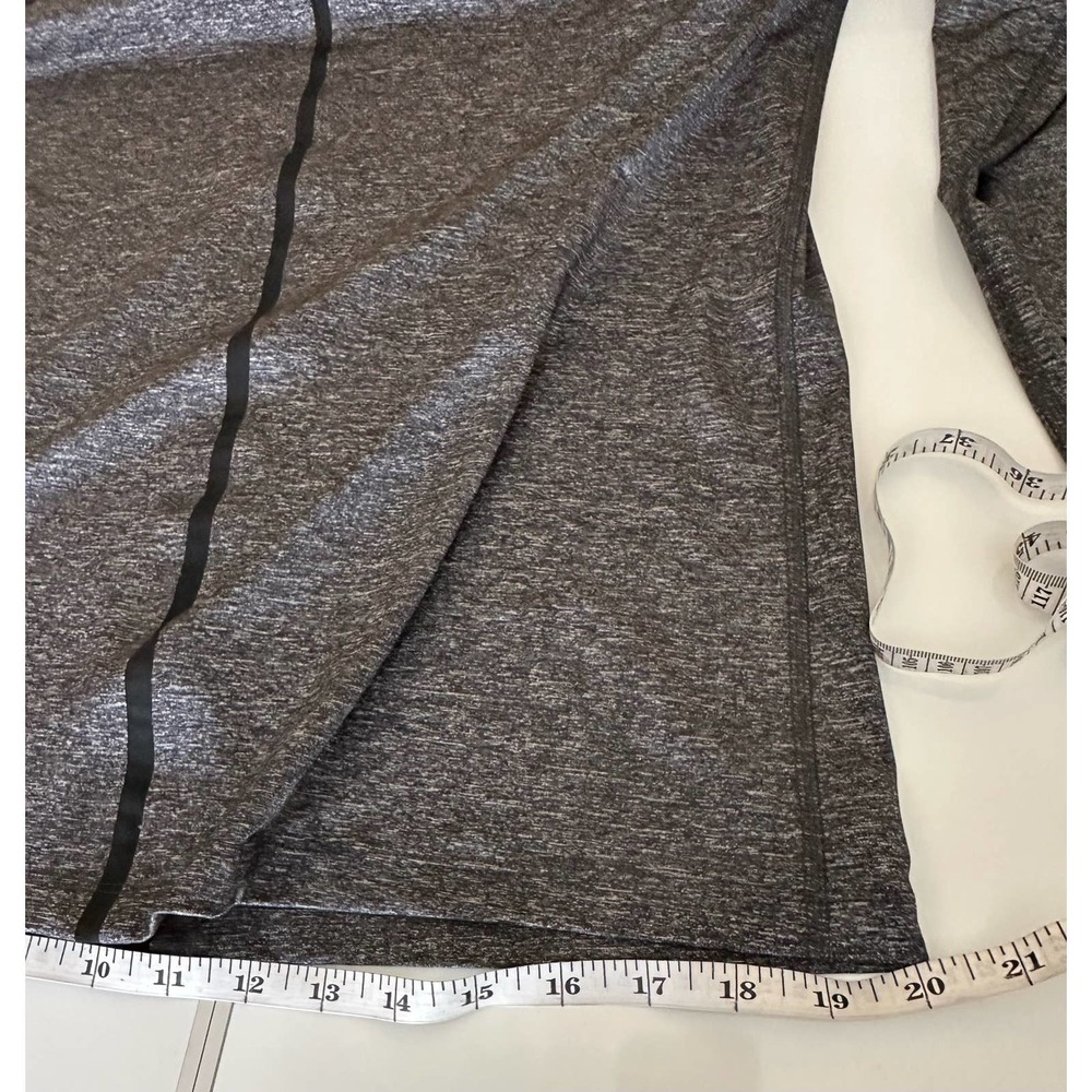 Women NWOT Nike XL stylish cool workout top athletic shirt, runs small fit mash - Picture 12 of 14